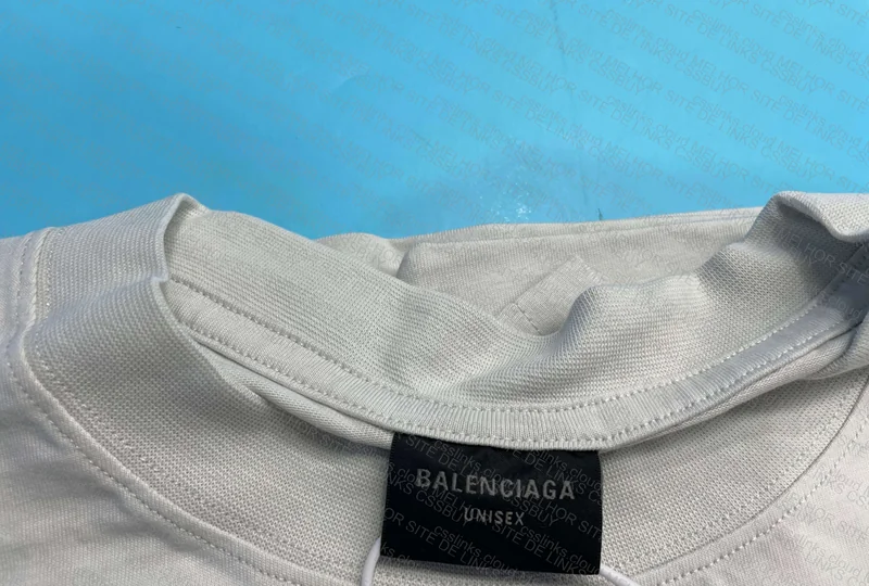 718 BALENCIAGA 5:20 Luggage Tag 5