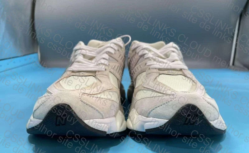 9060 Turtledove - M Batch 3