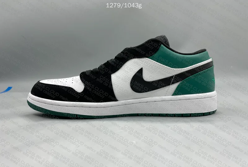 90y Air Jordan 1 Low 4