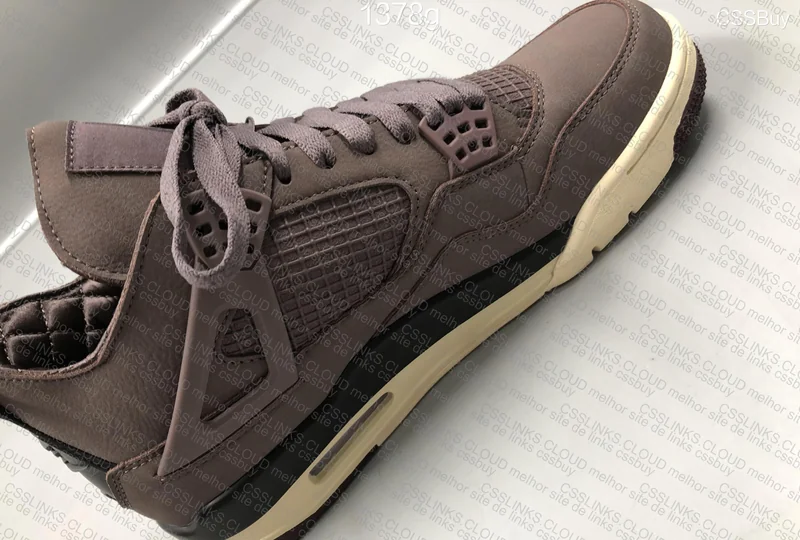 A Ma Maniére x Air Jordan 4 Retro Violet Ore 6