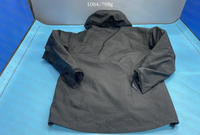 The Supposed Best Arc'teryx LT 'Goretex' 3-in-1 Windbreaker 8