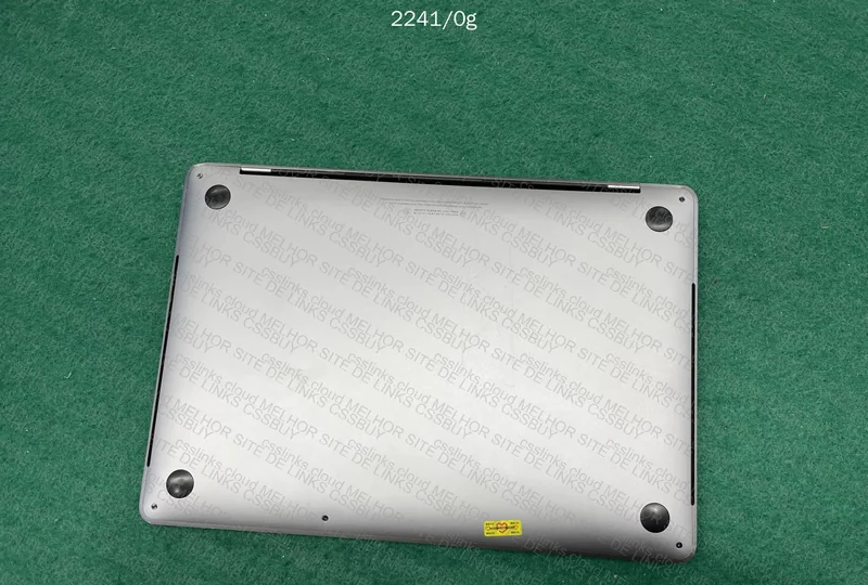 A1989 MacBook Pro 2019 3