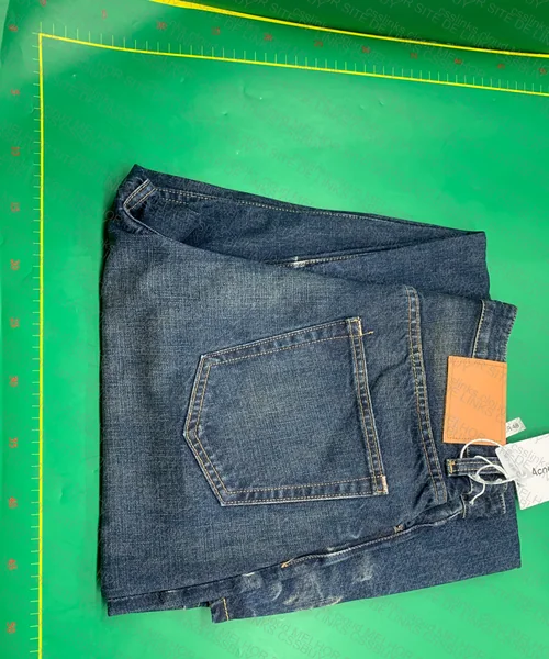 ACNE STUDIOS 2021M STRAIGHT LEG JEANS 3