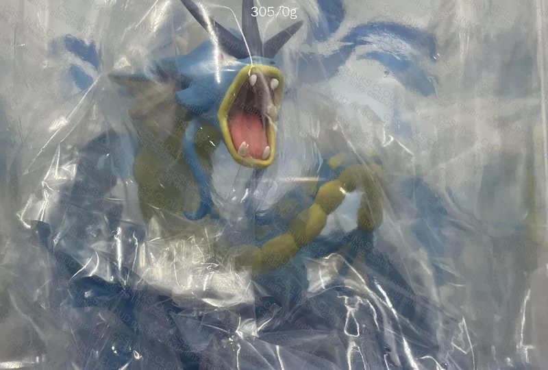 Gyarados Action Figure 4