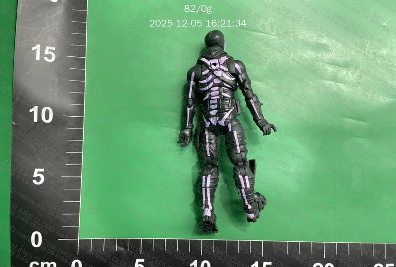 Action Figure Purple Skull Trooper Fortnite 2