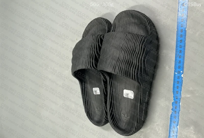 Adidas Adilette