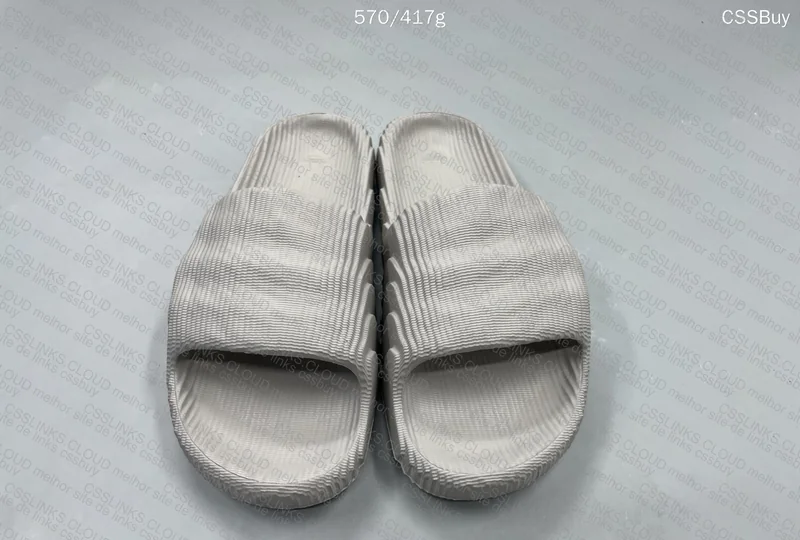 Adidas Adilette 22 69¥/ GL?