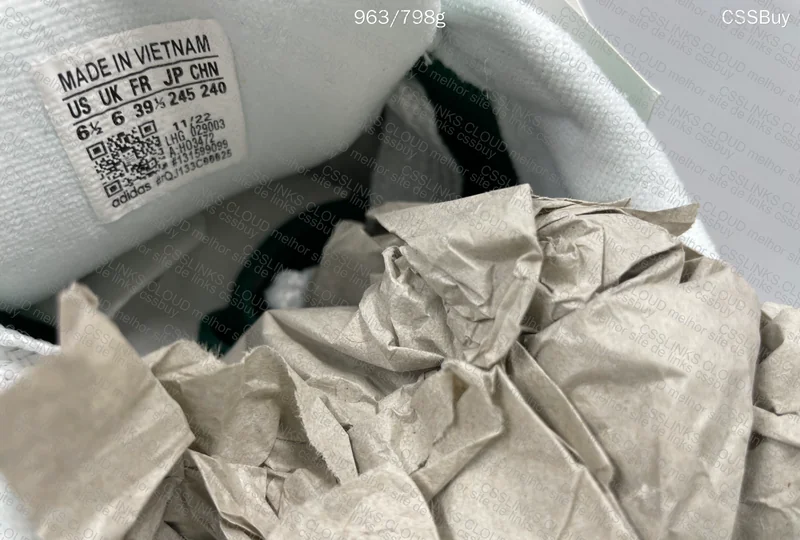 Adidas Campus 00s 8