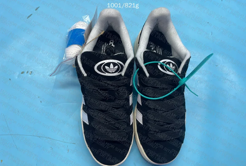 Adidas Campus 00s