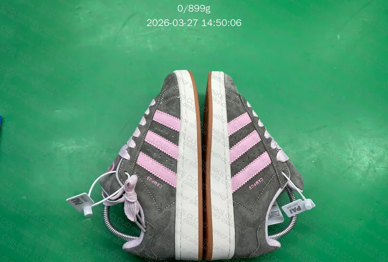 Adidas campus 00s (era pra ser marrom)