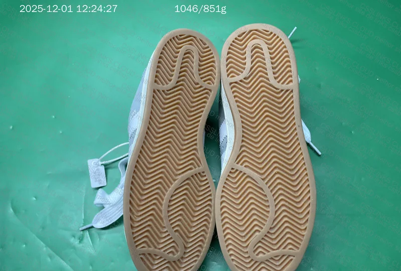 Adidas Campus (Sale) 8