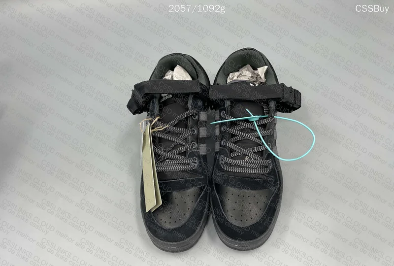 Adidas Forum Low x Bad Bunny Black (Help)