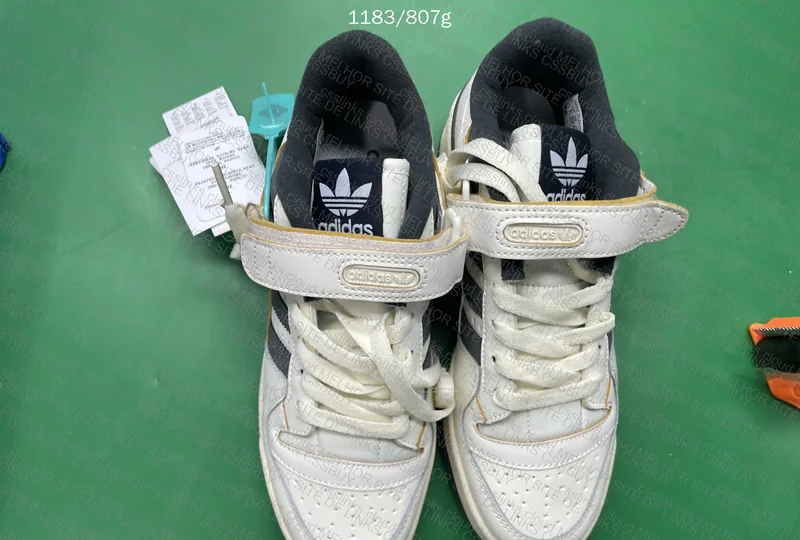 Adidas Forum (Sale) 3