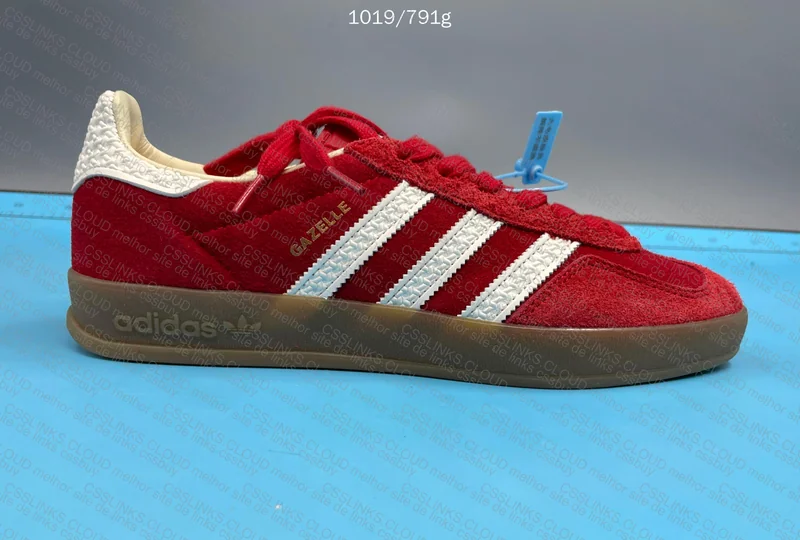 Adidas Gazelle Red 3