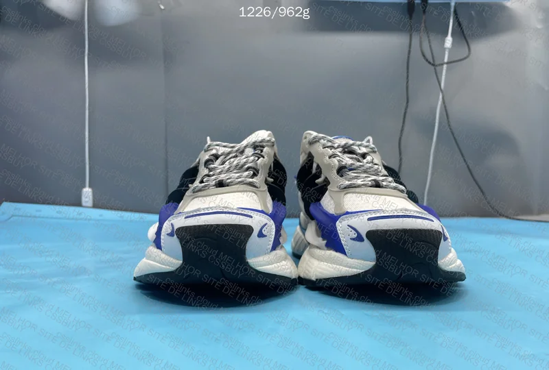 Adidas Jellyfish 3