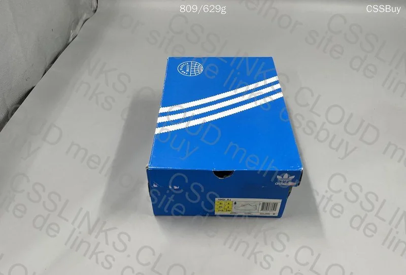 Adidas NDM R1 2