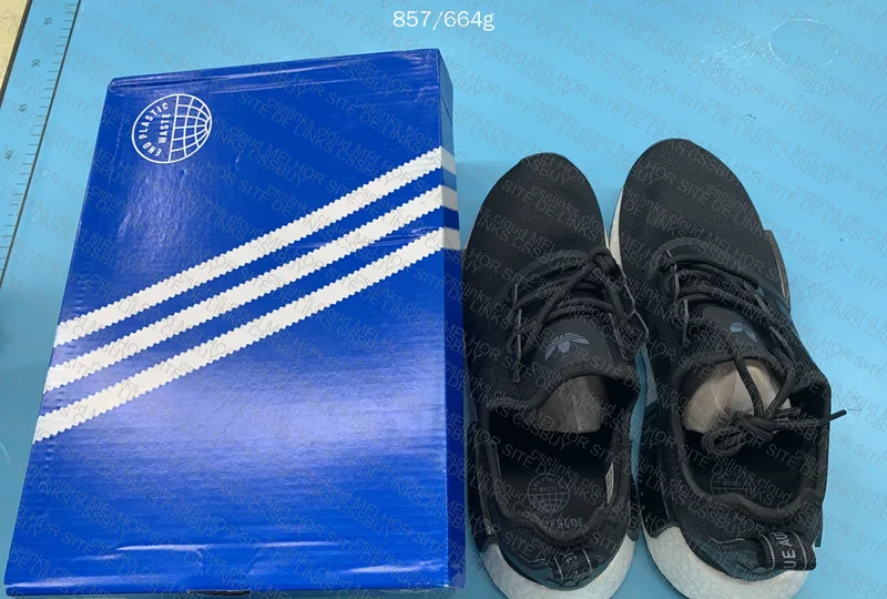 Adidas NMD R1 Boost (2) 2
