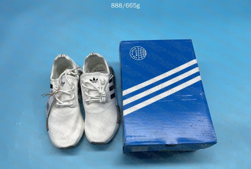 Adidas NMD R1 Boost (3)