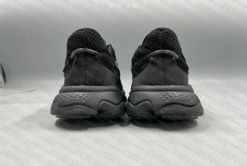 Adidas OZWEEGO Black
