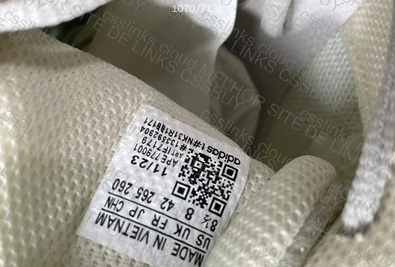 Adidas Response Bad Bunny CL