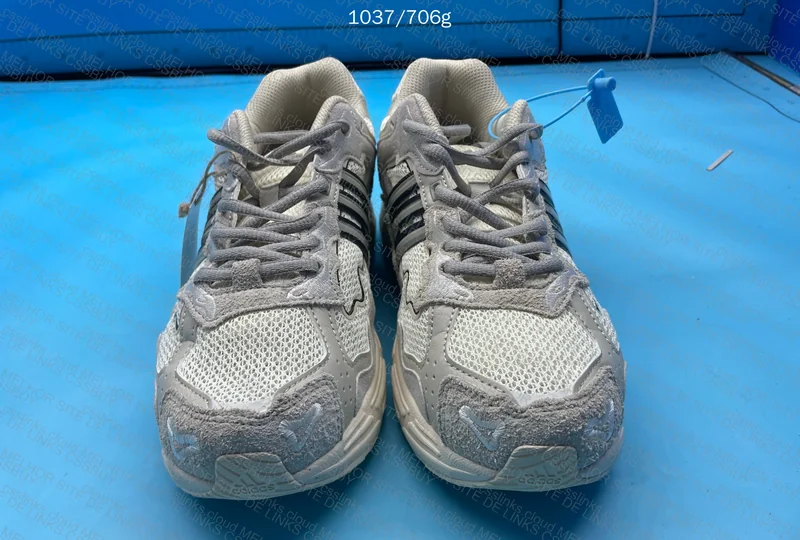 Adidas Response CL Bad Bunny 8