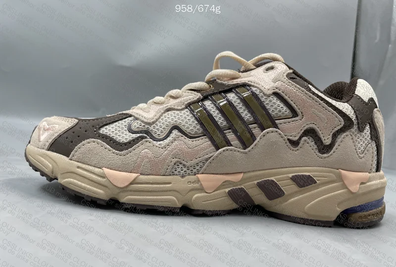 Adidas Response CL x Bad Bunny 4