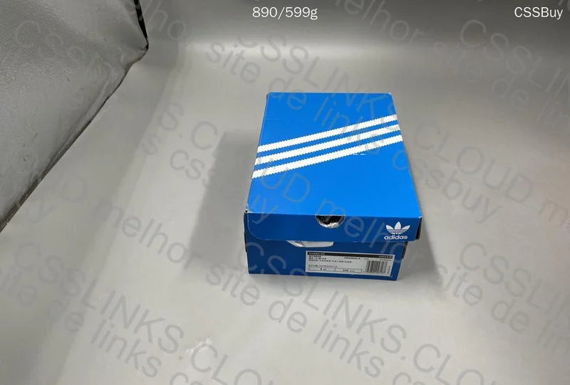 Adidas Samba