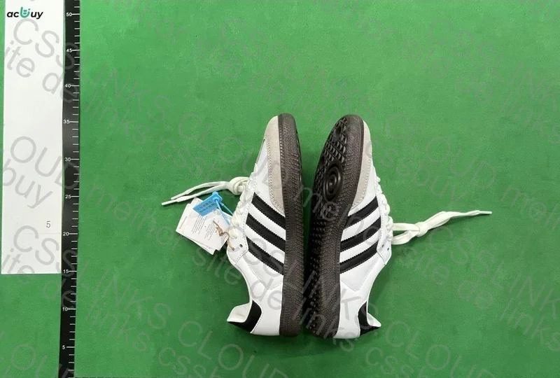 Adidas Samba 4