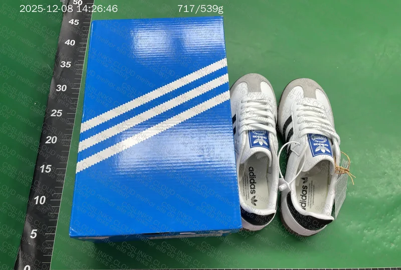 Adidas Samba (Help)