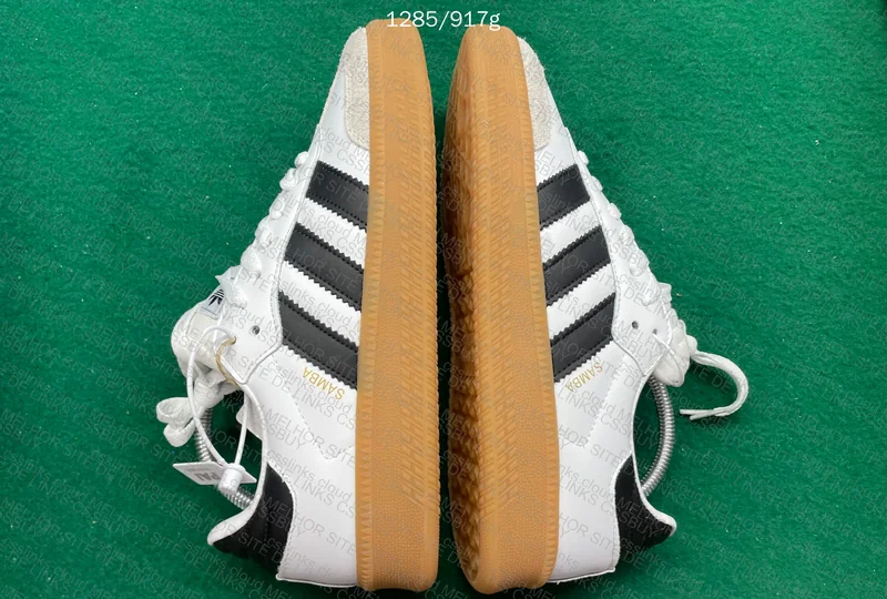adidas Samba XLG 9