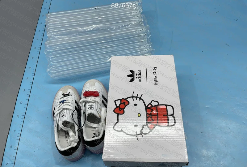 Adidas Sambae Hello Kitty 3