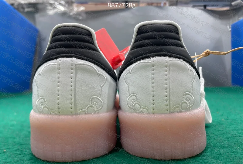 Adidas Sambae x Hello Kitty 3