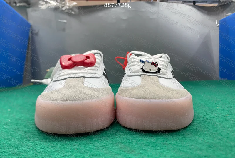 Adidas Sambae x Hello Kitty 4