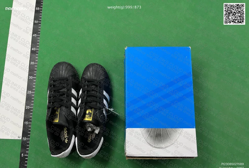 Adidas Superstar