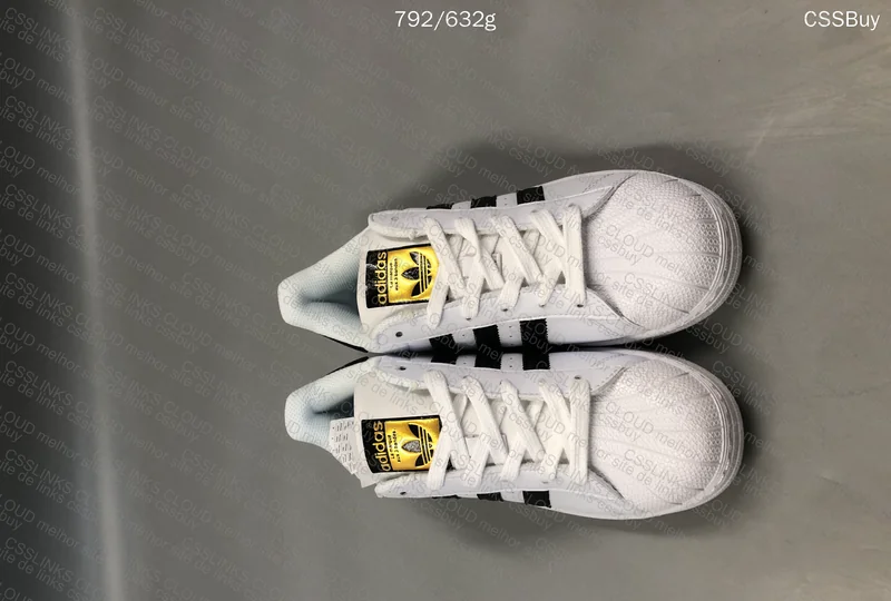 Adidas Superstar