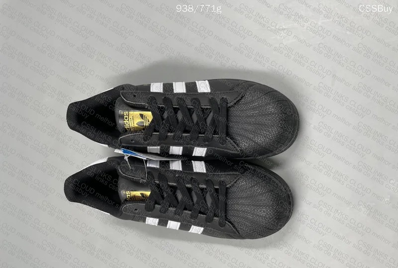Adidas Superstar