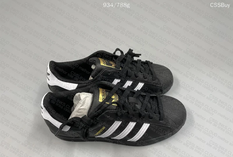 Adidas Superstar