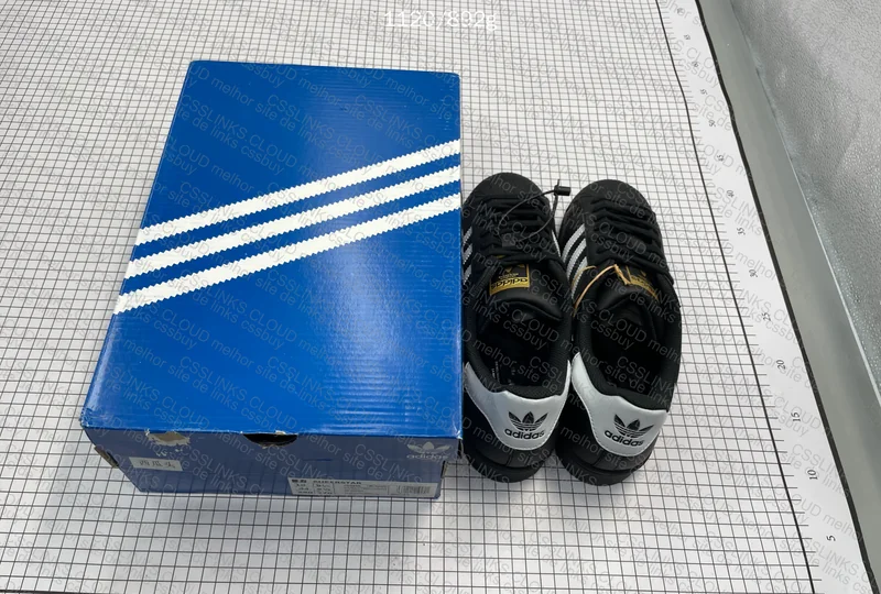 Adidas Superstar