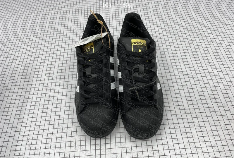 Adidas Superstar