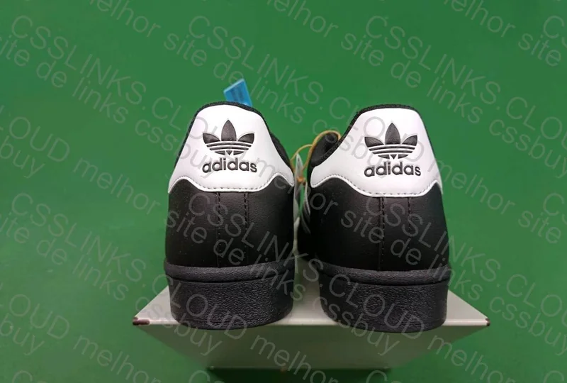 Adidas Superstar