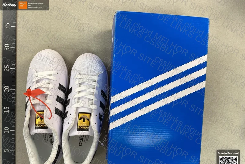 Adidas Superstar