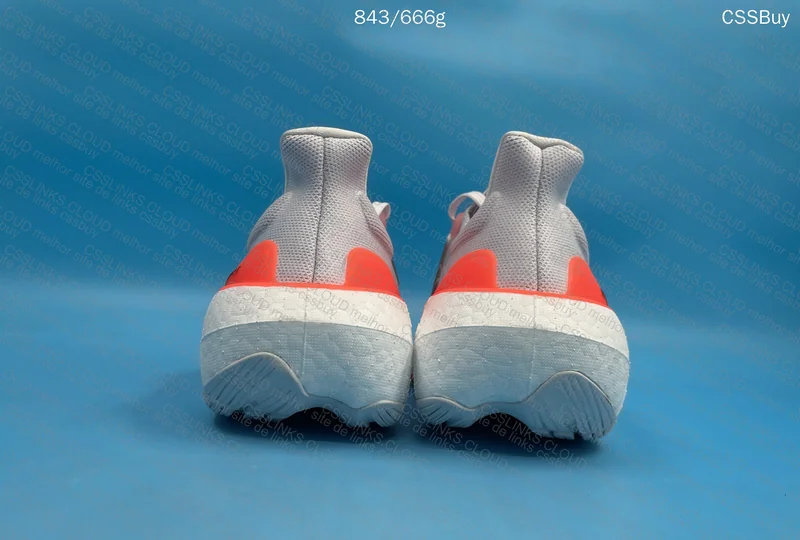 Adidas Ultra Boost 2023 LIGHT 5
