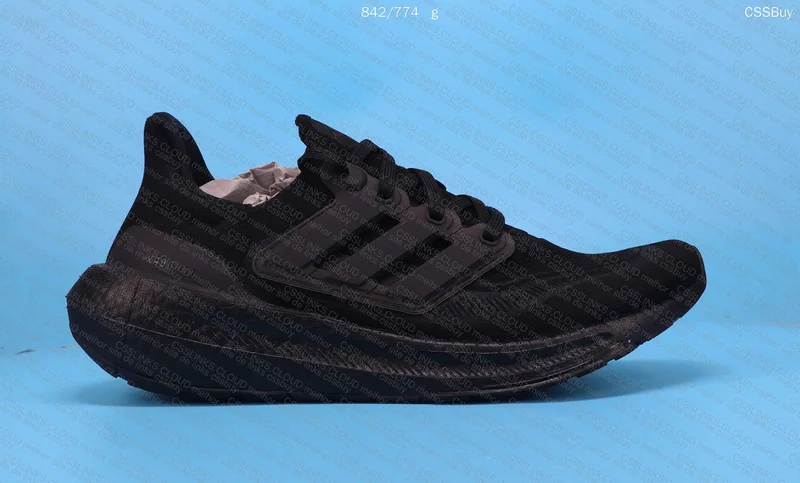 Adidas Ultra Boost 2023 LIGHT Black 4