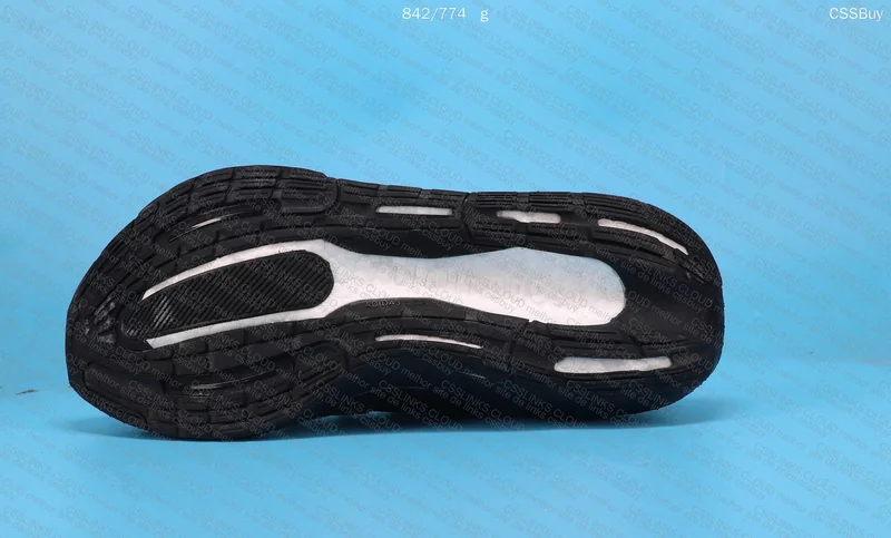 Adidas Ultra Boost 2023 LIGHT Black 6