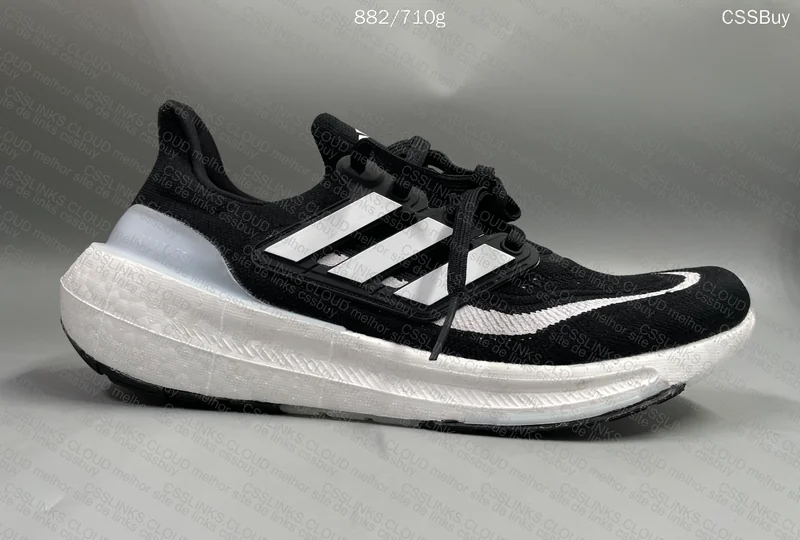 Adidas Ultra Boost 2023 LIGHT Black And White 3