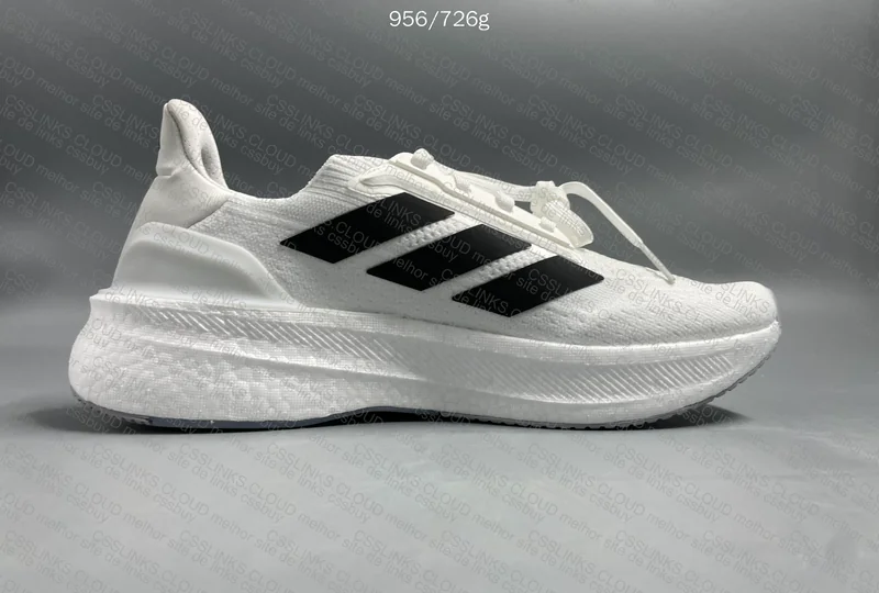 Adidas Ultra Boost 2024 Price: 210Y Size: 43 BR / 45 EUR Weight: 726 W/O Box 5