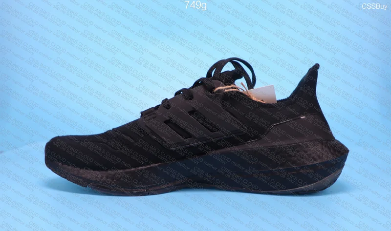 Adidas Ultra Boost 22 Black 2