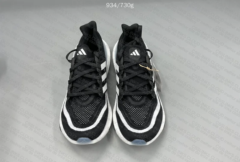 Adidas Ultra Boost 23
