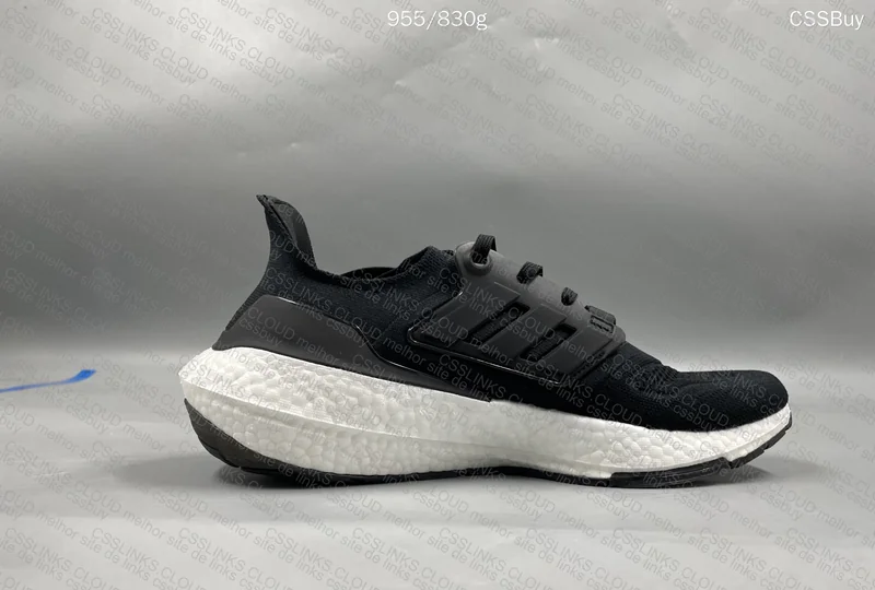 Adidas Ultra Boost Light 3