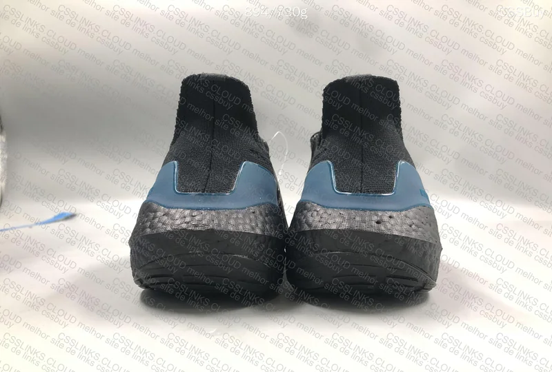 adidas Ultra Boost 21 3